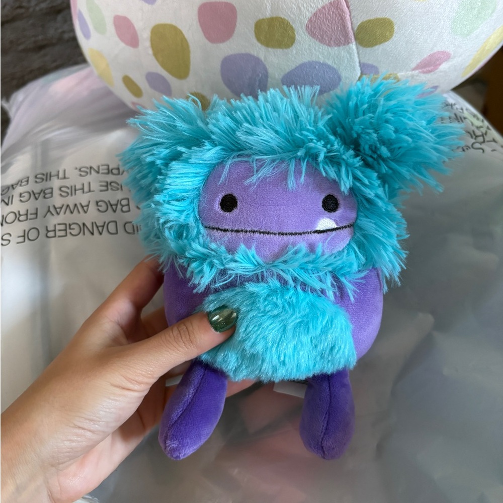 Bundle - Picture 4 of 7